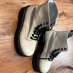 Platform Doc Martens WMNS 8